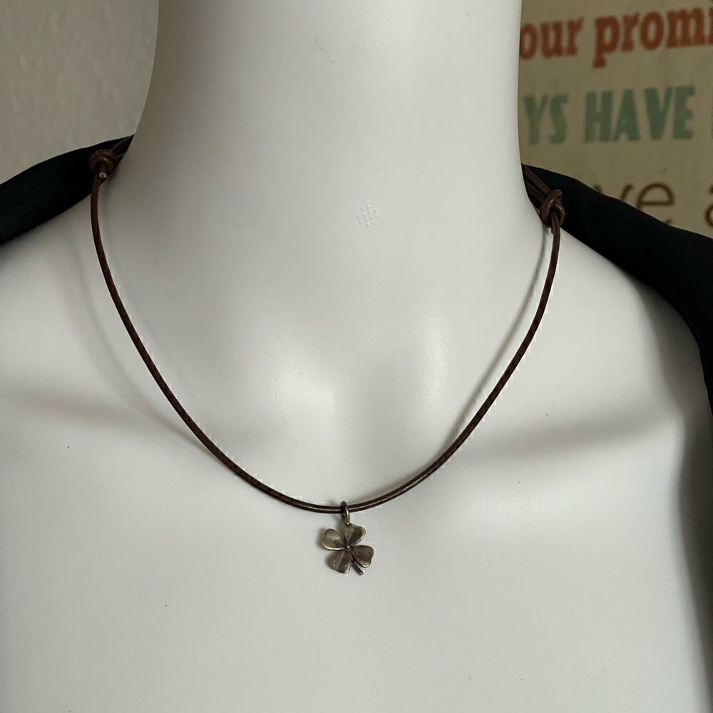 925 sterling clover leather necklace - Picture 3 of 10